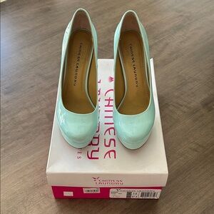 Chinese Laundry Mint Patent Round Toe Pumps
